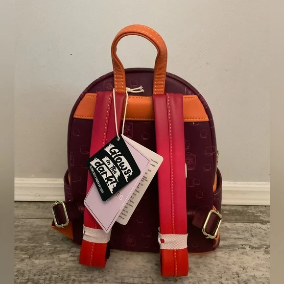 NwT Loungefly Tangled Rapunzel & Flynn Boat Scene Glow in the dark Mini Backpack - Picture 2 of 4